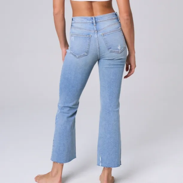 Belle Straight Leg Cropped Light Wash Jeans