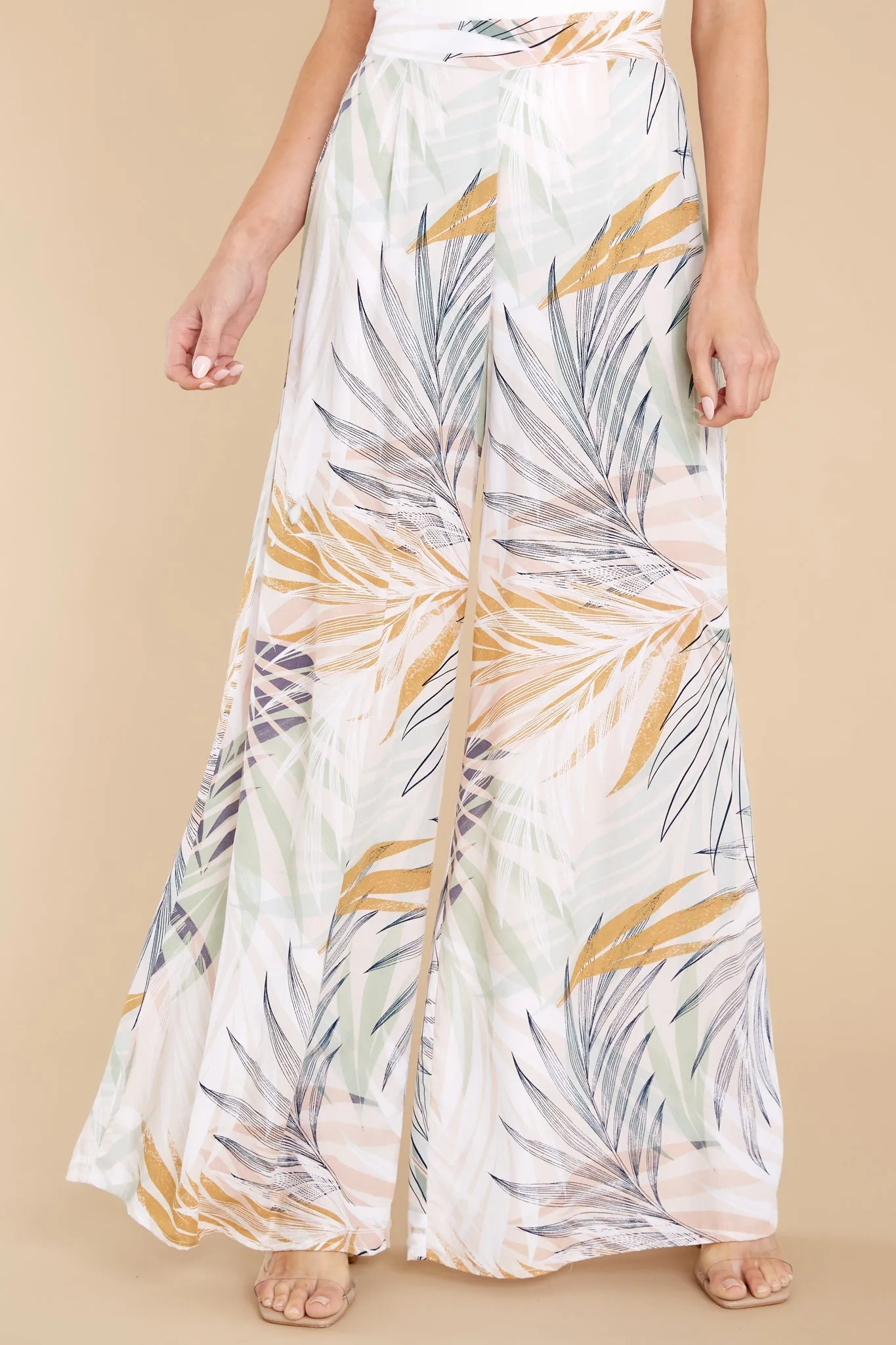 Flirty Ways Beige Palm Beach Printed Palazzo Pants